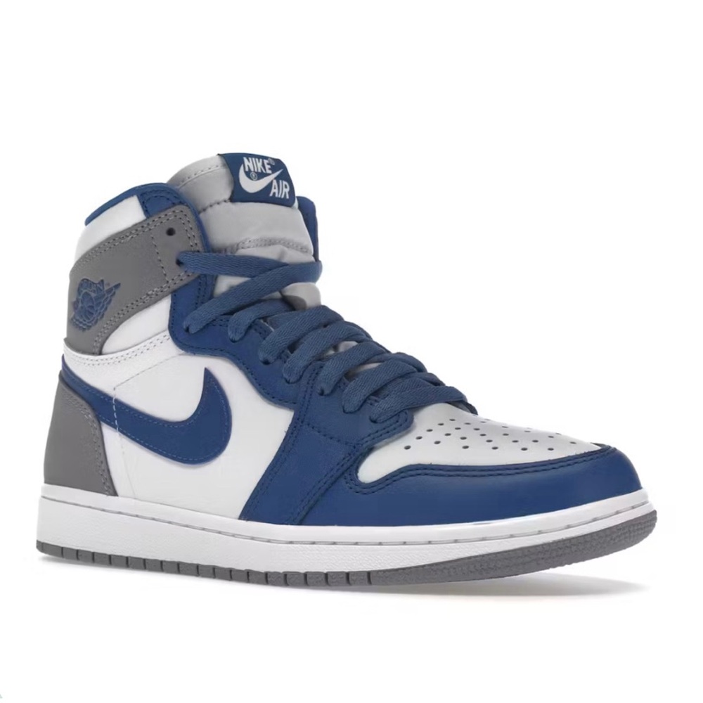 Deadstock Air Jordan 1 Retro High OG True Blue.